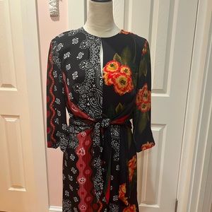 Lightweight, long sleeve dress with tie at waist